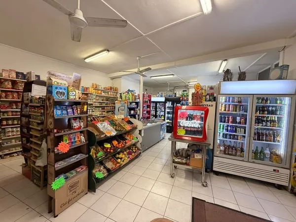 FONDS DE COMMERCE À VENDRE ALIMENTATION GÉNÉRALE, COMMERCE