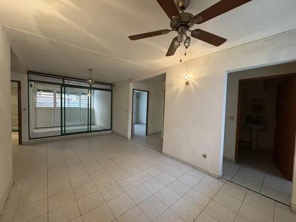APPARTEMENT T4 POINTE-A-PITRE
