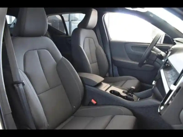 Volvo Ex40 twin performance 442ch plus awd — photo 45