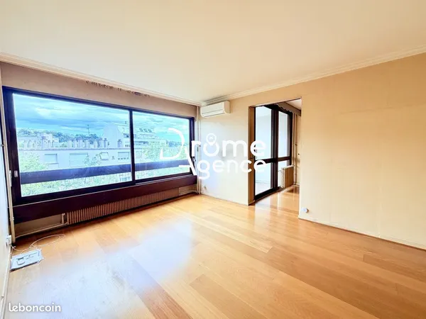 Appartement 4 pièces 93 m²