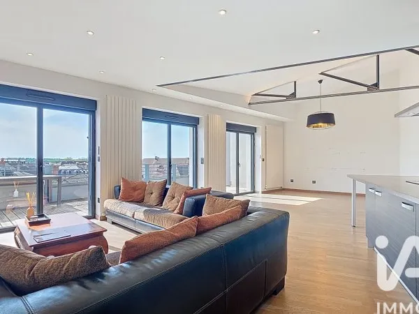 Appartement 5 pièces 182 m²
