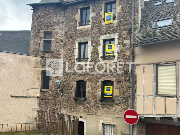 Immeuble 8 pièces 147 m²