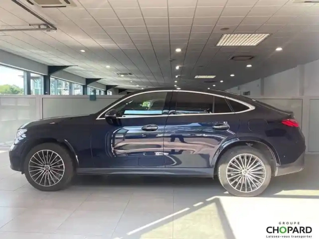 Mercedes Glc coupe 300 e 9g-tronic 4matic — photo 31