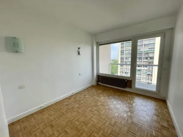 ANTONY - Appartement F3 62 m2 + 2 balcons + 2 places de stationnement !