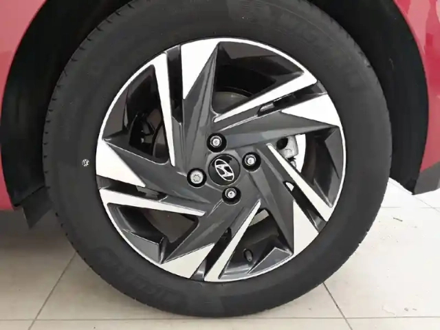 Hyundai I20 1.0 t-gdi 100 dct-7 hybrid 48v — photo 57