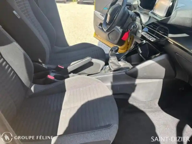 Peugeot 208 1.2 puretech 75ch s&amp;s style — photo 15