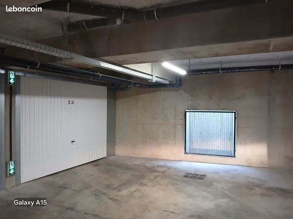 Garage à vendre ou à louer