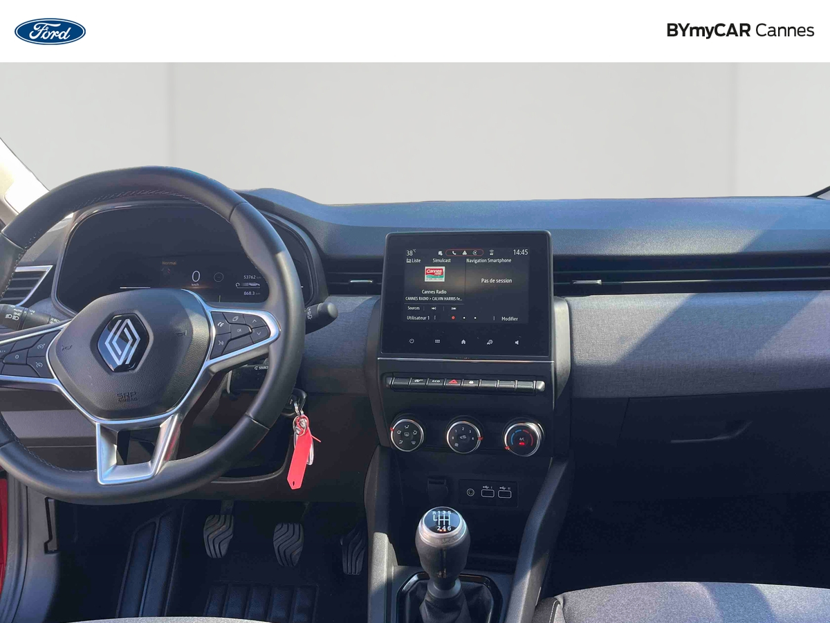 Renault Clio TCe 90 — photo 9