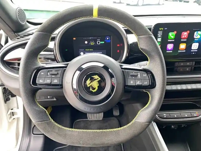 Abarth 600 e 240 ch — photo 78