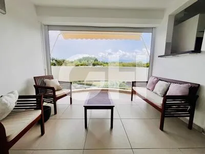 Duplex - 3 chambres - Varangue - Balcon - 2 Parkings - Moudong
