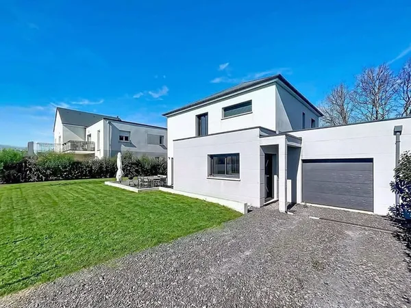 Maison 6 pièces 150 m²
