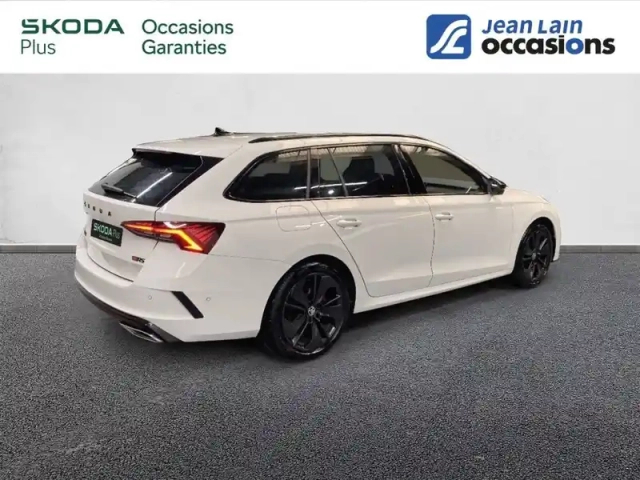 Skoda Octavia combi 2.0 tdi 200 ch dsg7 — photo 2