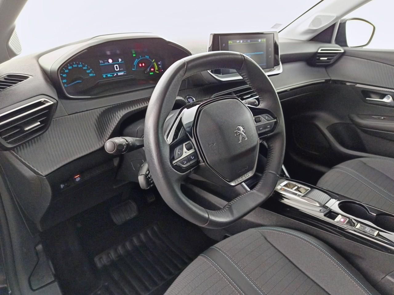 Peugeot 208 electrique 50 kwh 136ch allure — photo 12