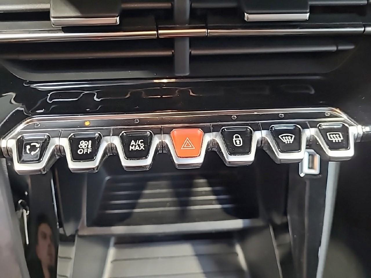 Peugeot 208 puretech 100 s&s bvm6 style — photo 26