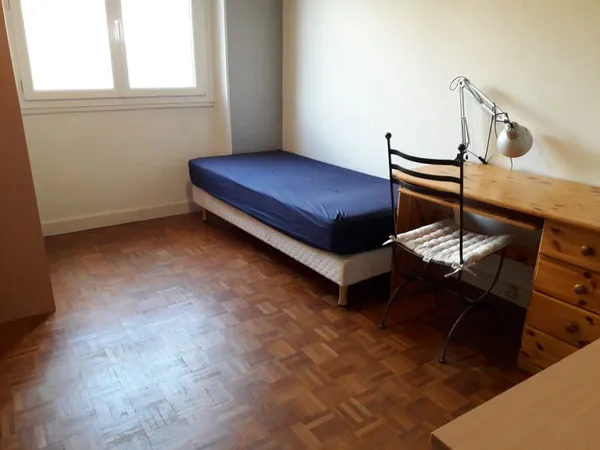 Chambre de 11m2 à louer sur Dijon