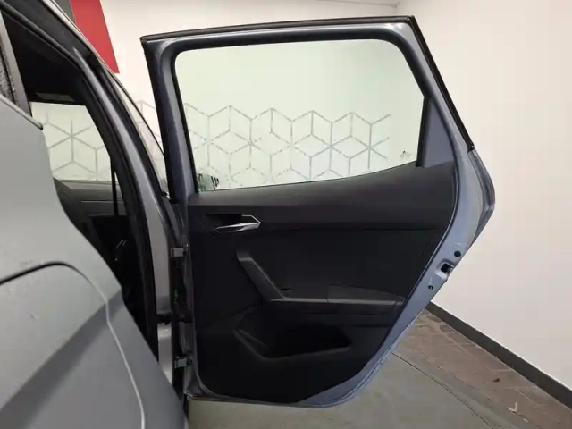 Seat Arona 1.0 ecotsi 110 ch start/stop bvm6 — photo 96