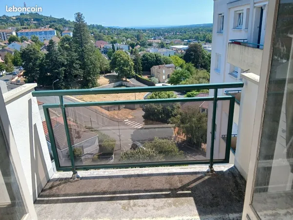 Appartement F4 58m2 etoile des garets Vichy