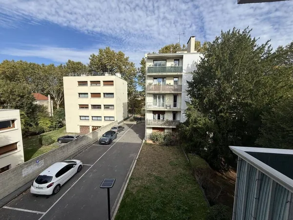 Studio 1 pièce 32 m²