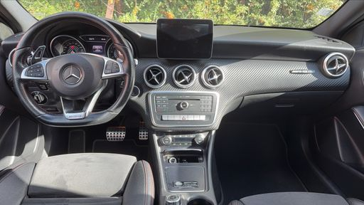 Mercedes Classe A 200 156 7G-DCT - Fascination – 2017 – 149236 km – Essence – Boîte Automatique — photo 40
