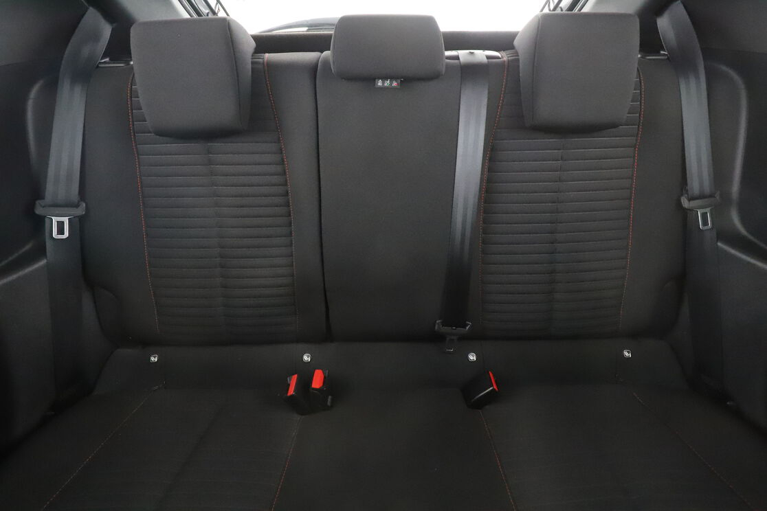 Peugeot 208 1.5 Blue-HDi Active Pack — photo 14