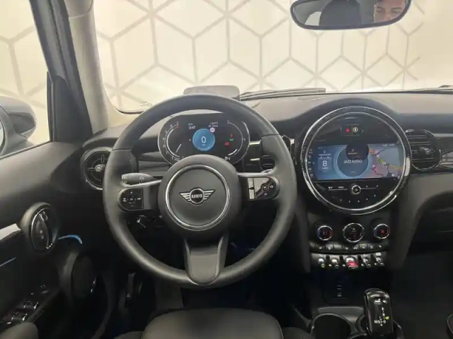 Mini Mini hatch 5 portes cooper 136 ch dkg7 — photo 9