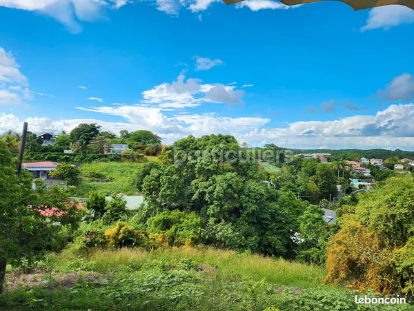 Terrain 1094 m² LE GOSIER