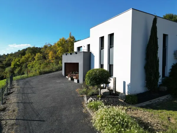 Maison 5 pièces 160 m²