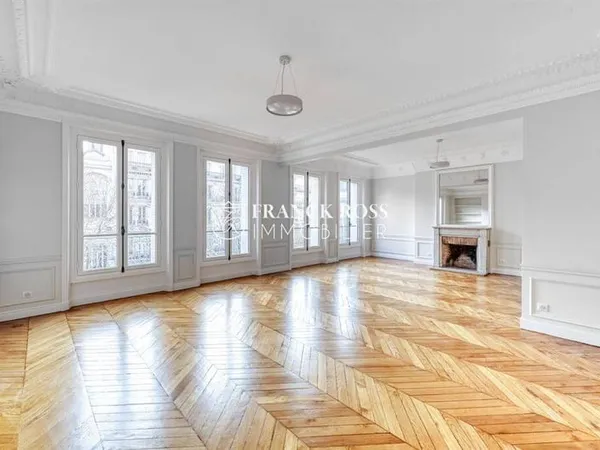 Appartement 4 pièces 122 m²