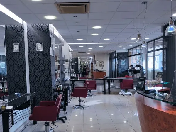 ✂ A SAISIR - Salon de coiffure à vendre ✂