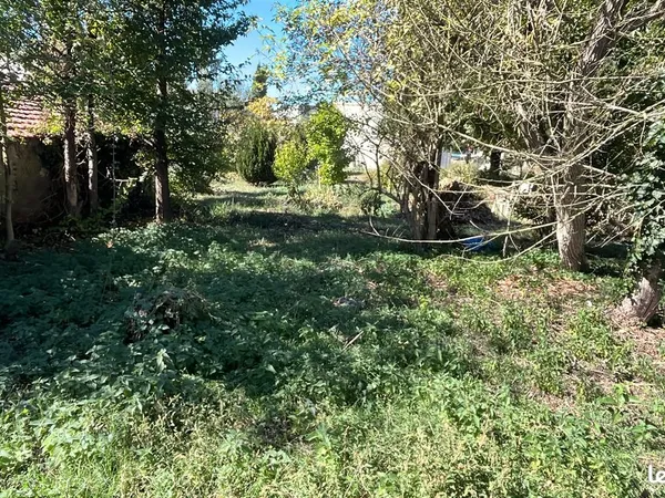 Vends terrain constructible Sablonceaux peojet maison 80m2 proche Super U Saujon