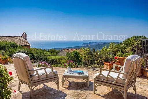 Villa 8 pièces 157 m²