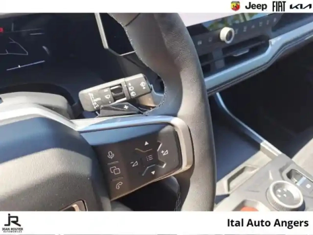 Jeep Compass electrique 213ch 74kwh first edition — photo 14