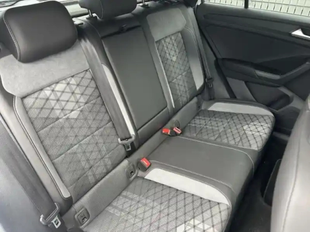 Volkswagen T-Roc 1.5 tsi evo2 150ch r-line dsg7 — photo 7
