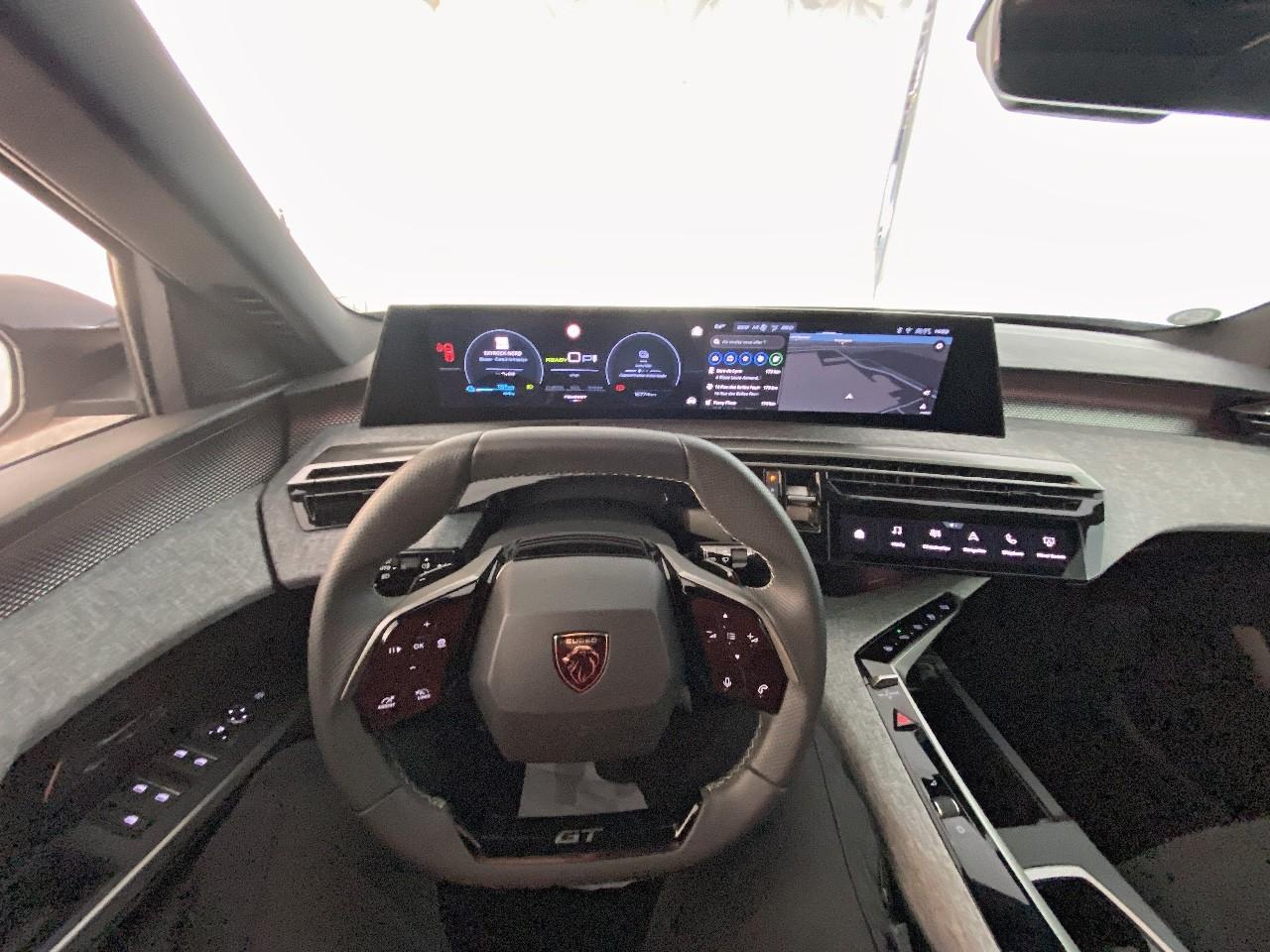 Peugeot 3008 electrique 210 ch 73 kwh gt — photo 12