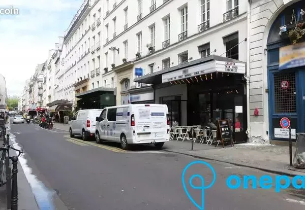 Parking/box 12 m² PARIS 10