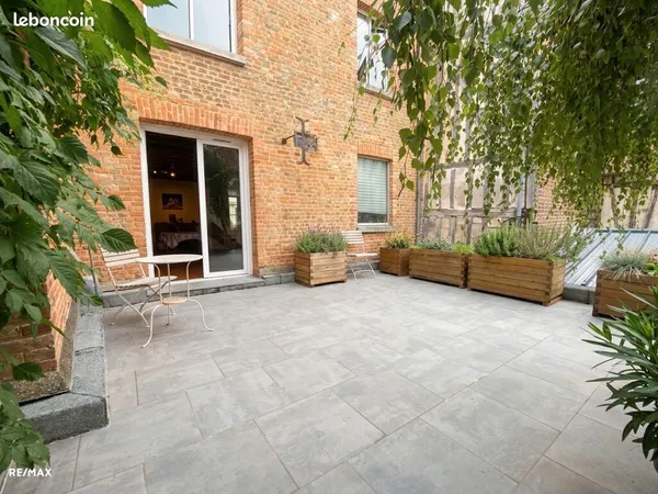 Immeuble 9 pièces 131 m²