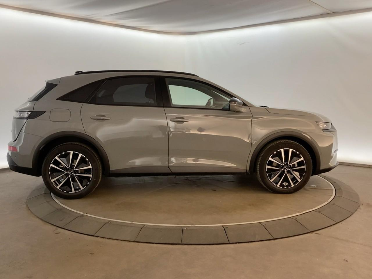 Ds Ds 7 crossback bluehdi 130 eat8 etoile — photo 4