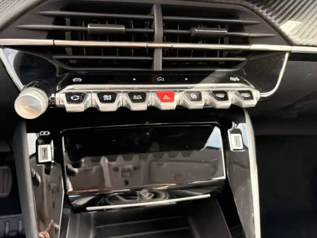 Peugeot 208 100 s&amp;s bvm6 — photo 34