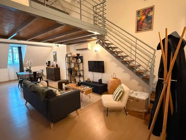 T3 en duplex, Place d'Allier
