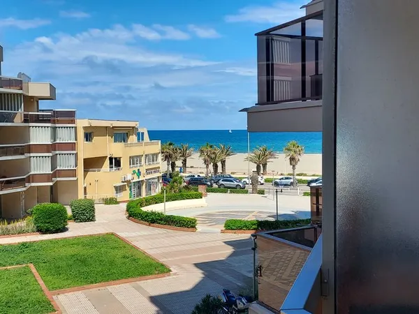 Studio 26 m² utile VUE MER — Front de mer Canet-en-Roussillon (Résidence Balcons de la Plage)
