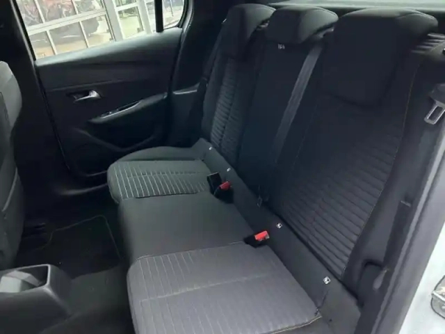 Peugeot 208 1.2 puretech 100ch s&amp;s style 118g — photo 8