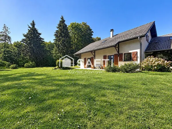 Maison T5 138 m² + 2167m² de terrain