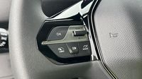 Peugeot Partner M Essence 110ch — photo 18