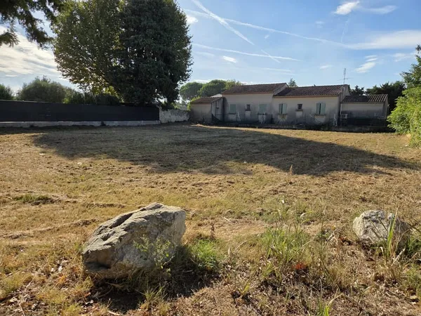 Terrain 932 m2 Rognonas