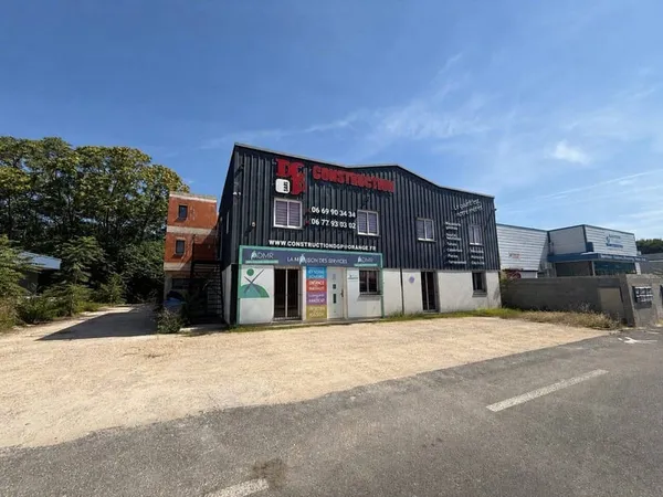 Bureaux 800 m²