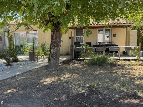 Maison rénovée de plain-pied - 109 m² - 4 chambres - terrain de 505 m² - DPE C