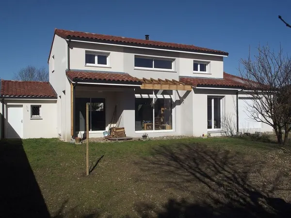 Villa - 170m ²