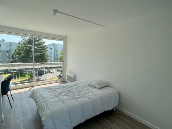 RENNES VILLEJEAN - Chambre meublée de 17m2 dans un appartement rénové