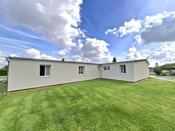 Maison de plain-pied 3 pièces 92 m²