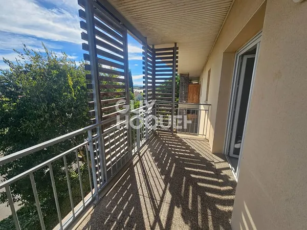 Appartement 3 pièces à vendre à Saint-Laurent-de-la-Salanque - Dernier étage, balcon et parking